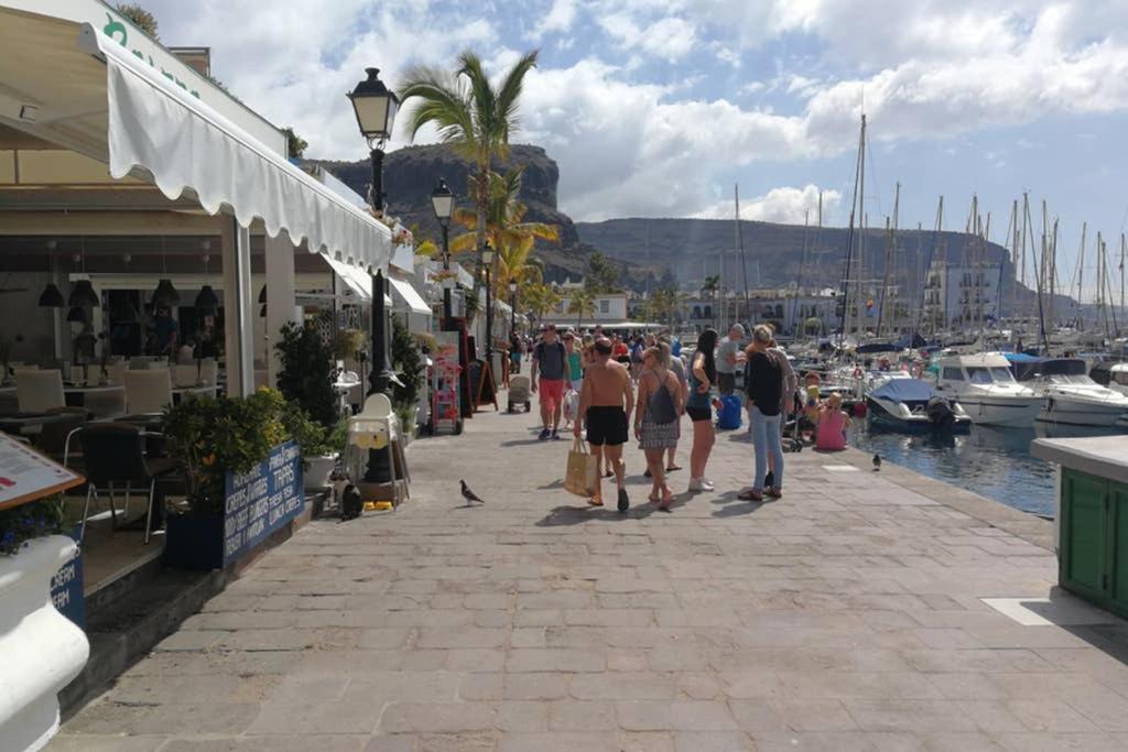 schöne Wohnung direkt am Meer mit Meerblick, WLAN Puerto De Mogan Exterior foto